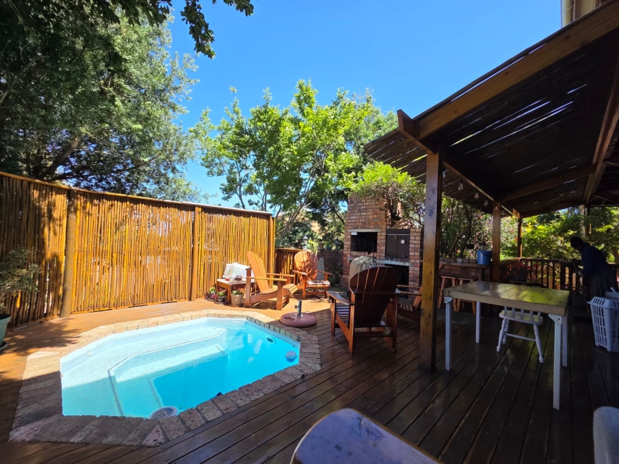 3 Bedroom Property for Sale in Palmiet Western Cape